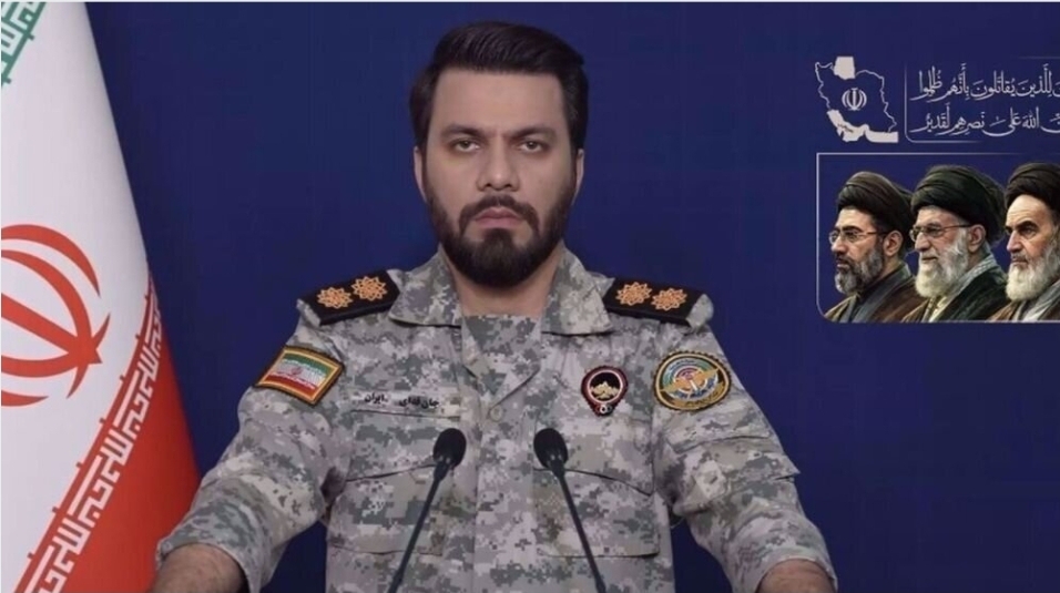 سخنگوی قرارگاه مرکزی خاتم الانبیا: کوسه‌های خلیج فارس منتظر نظامیان آمریکایی هستند