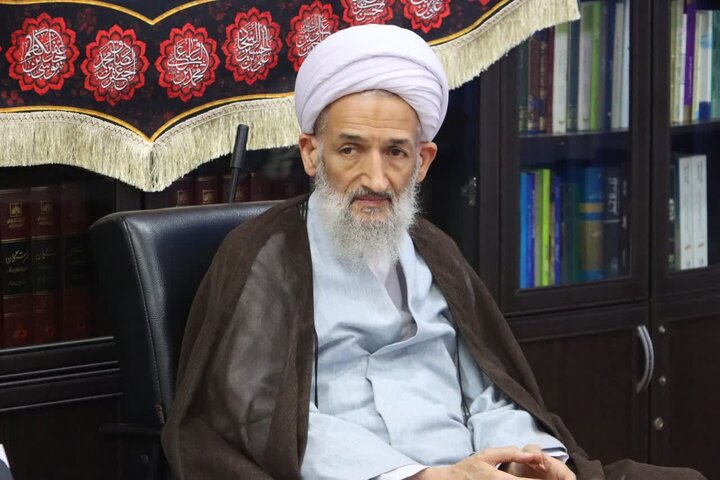 آیت الله محمدی‌لائینی: خبرنگاران متعهد در خط مقدم جهاد تبیین و تقویت امید اجتماعی هستند